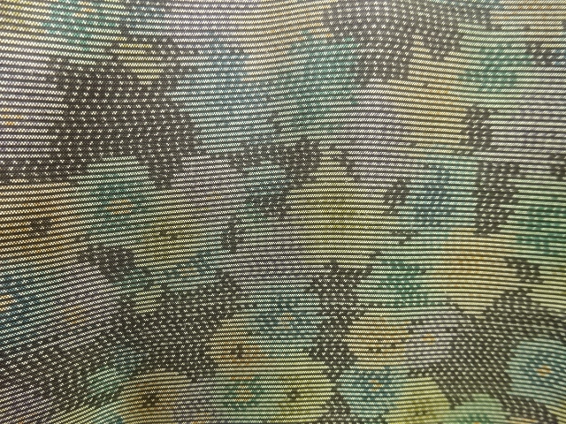  草花模様織り出し本場泥大島紬着物